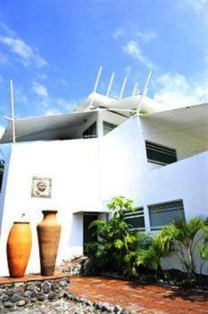Hotel Montroi Fitness Colima Bagian luar foto